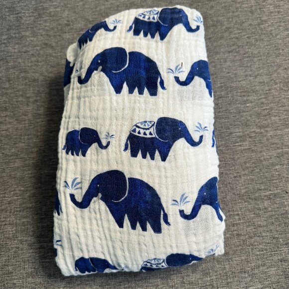 LITTLE UNICORN Standard fitted crib sheet - breathable, muslin, organic cotton - Picture 1 of 3